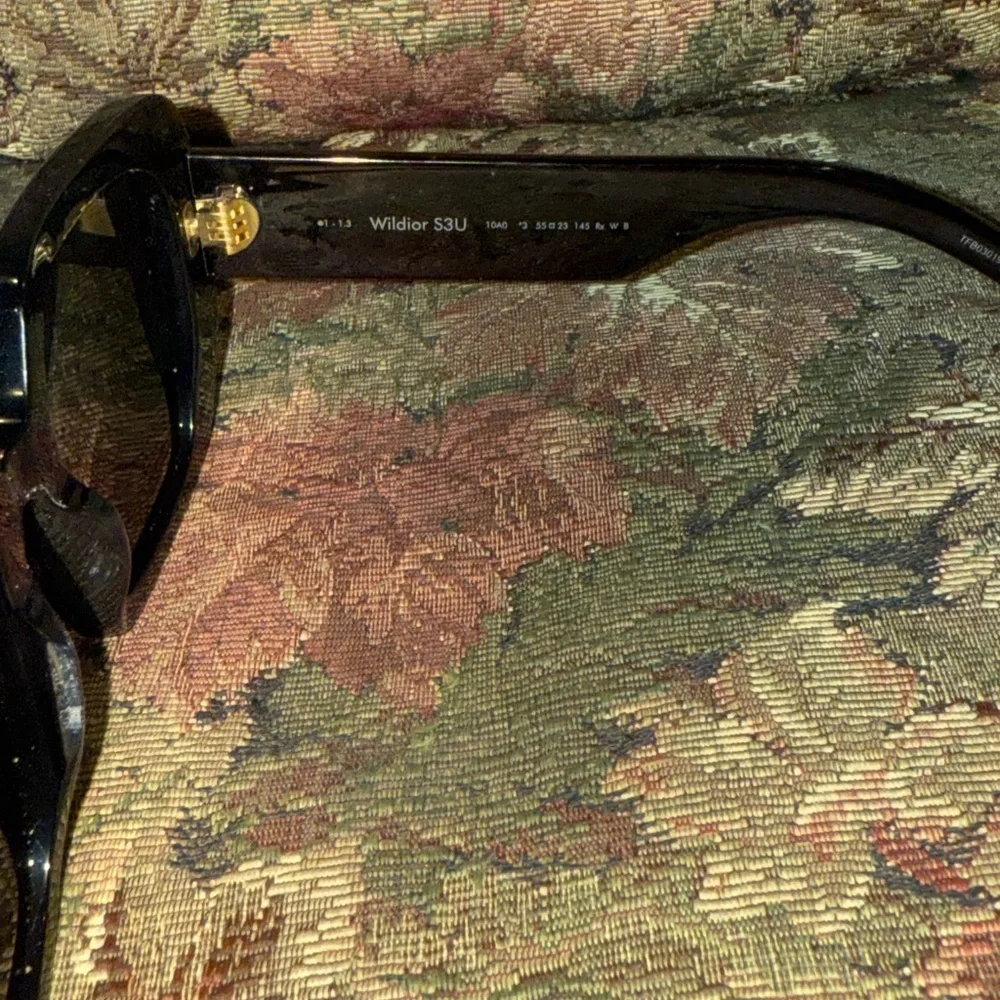Dior Black Sunglasses - Picture 5 of 7